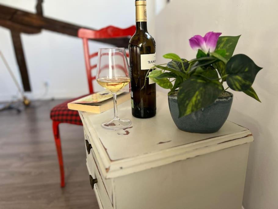 Old Town Loft - Cathedral Views. Apartment Logrono Luaran gambar